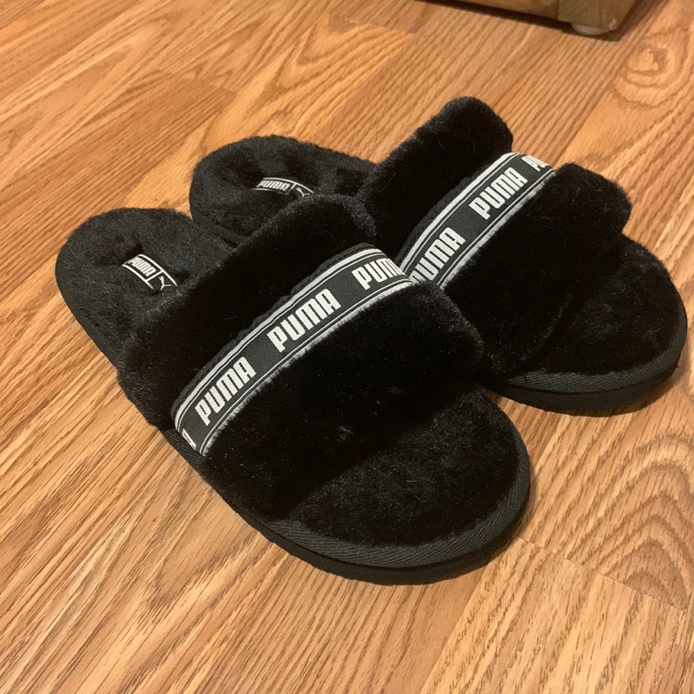 Women’s Puma slides